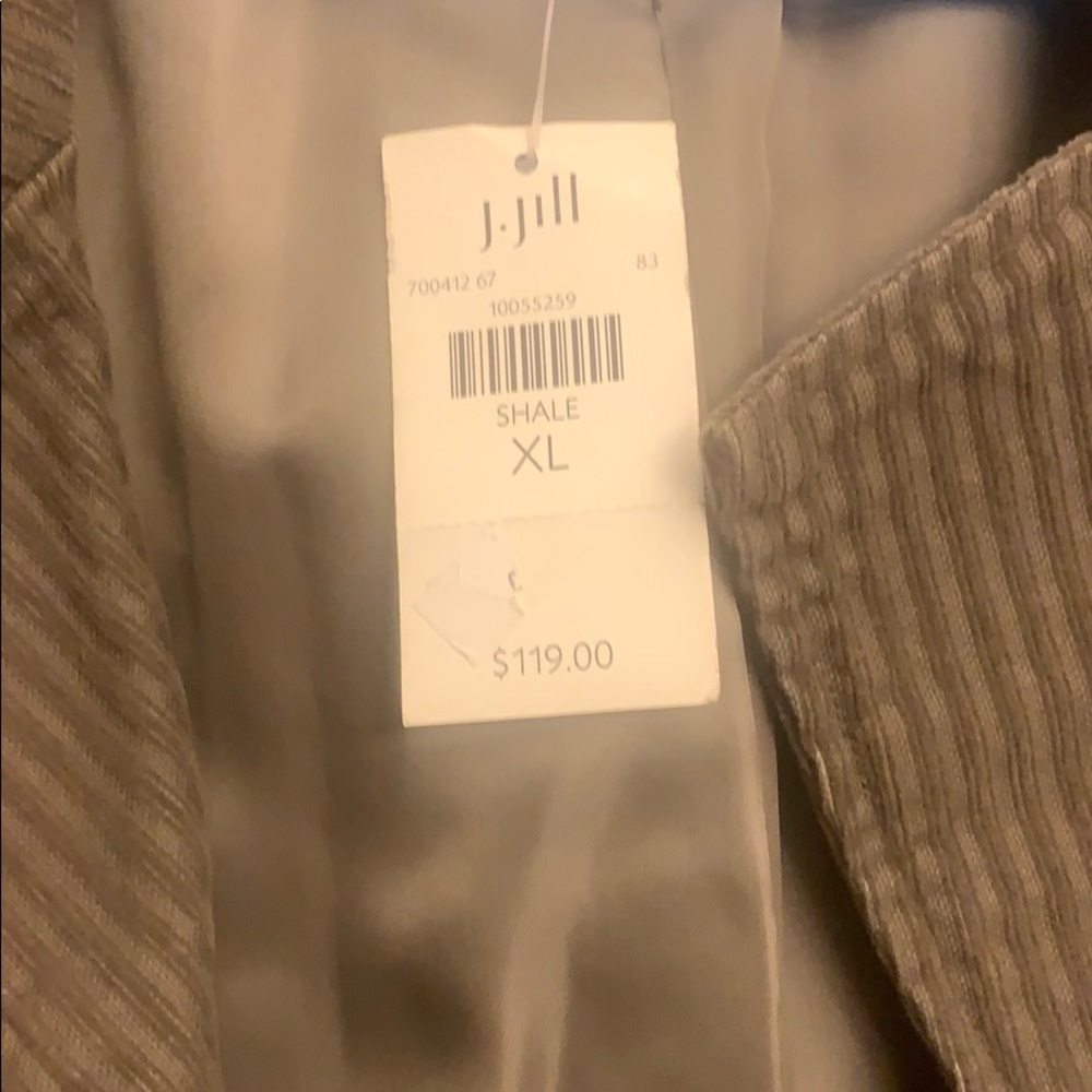 Women’s jacket - Picture 7 of 11